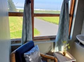 Oceanic Flashpackers accommodation，位于东伦敦的酒店