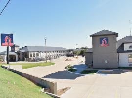 Studio 6 Suites Brenham, TX，位于布伦纳姆的酒店