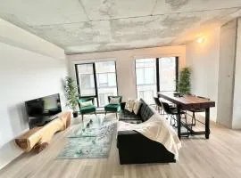 Nice 2 bedroom apartment in Old Port ZM8