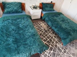 Finkenwerder Larisa's Ferienwohnung 11，位于汉堡的酒店
