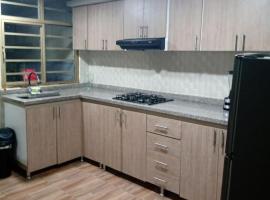 Habitación baño privado，位于亚美尼亚的酒店