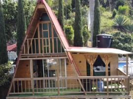 Chalet El Pinal - Copacabana，位于科帕卡瓦纳的酒店