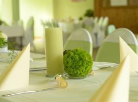 Pension Zum Hirsch，位于Göda的酒店