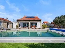 Lovely Home In Krkovic