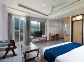 Mcleodganj Mountain View Luxury Hotel #AC ROOM # Near Dalai Lama temple 300m