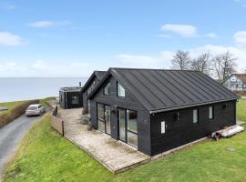 Holiday Home Haderslev With Hot Tub Vii，位于Kelstrup Strand的酒店