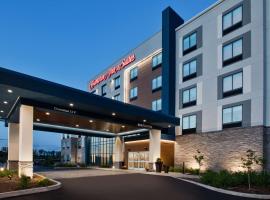 Hampton Inn & Suites By Hilton Indianapolis South Greenwood，位于印第安纳波利斯的酒店