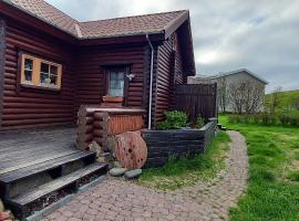 Reykjavik 116 Cozy Mini Studio 14m2 On Road no1 28km from the center of Rvk，位于Kjalarnes的酒店