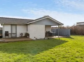 Beautiful Home In Otterup With Wifi
