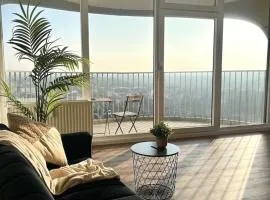 Hoteltower-Suite Augsburg I 23rd floor I fantastic view I central