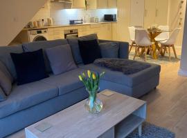 The Workshop, Bridge House，位于Laxey的酒店