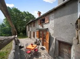 Casa tra i boschi