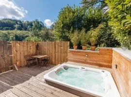 Le Chalet de l'Ours, jacuzzi and private sauna