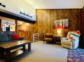 Alpen Villa Escape at Powderhorn Mountain