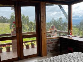 Andes Sky Lodge，位于Hacienda Cochasquí的酒店