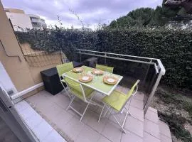 Appartement 2 Pièces Climatisé avec Garage - Grau-du-Roi - FR-1-731-131