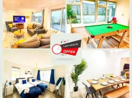 Luxury 4BR Brighton Home Near South Downs with Stunning Sea Views, Pool Table & FREE Parking for 4 Cars