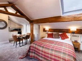 Peak District Haven Scenic Glossop Retreat Pass the Keys