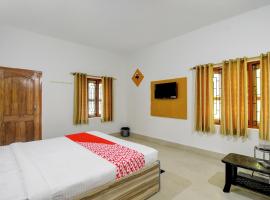 Super Hotel O Anvi，位于布巴内什瓦尔的酒店