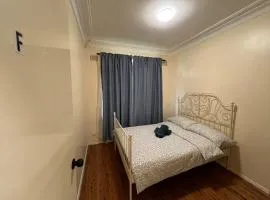 F Fig Room
