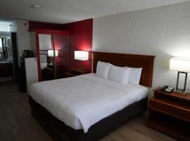 Clarion Hotel Broken Arrow - Tulsa，位于布罗肯阿罗的酒店
