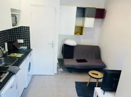 Charmant studio fonctionnel à Issy-les-Moulineaux