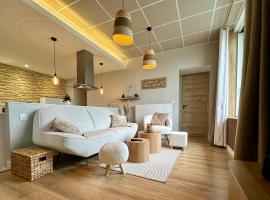 Au Gray des Flots，位于格里的酒店