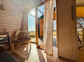 Hochwertiges Tiny House "MALVA" mit Wiesenblick 204，位于布莱克德的酒店