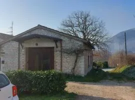 L'officina di Leo - Monolocale con giardino