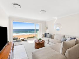 Lume on the Shore - A Stylish Oceanfront Getaway，位于纳拉宾的酒店