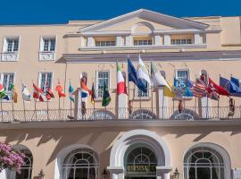 奎西萨那酒店，位于卡普里的Spa酒店