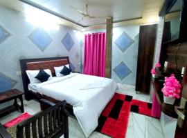 LUCKNOW HOTEL K P C Near Temple - fully Air Conditioned hotel at Prime Location - Hygiene & Spacious Room - with wifi - BEST HOTEL IN LUCKNOW，位于BādshāhnagarChaudhary Charan Singh International Airport - LKO附近的酒店