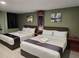Enrich Hotel Semenyih by uBook，位于士毛月的酒店