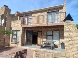 Tog Wat Villa Marie