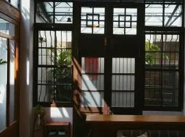大戶人家-安築 台南包棟民宿