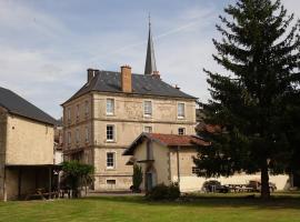 La Distillerie 1881，位于Aillevillers-et-Lyaumont的酒店