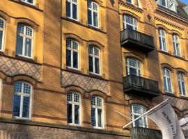 Home Hotel Norre Park，位于哈尔姆斯塔德的酒店