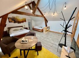 Chambre Privée & Espaces Communs，位于吕萨克莱沙托的酒店