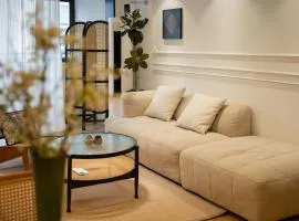 Shanghai M home B&B near East Nanjing Road Subway near The Bund and Peoples Square 上海小胖纸民宿-南京东路店-天赐外滩