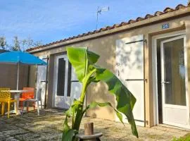Joli Cottage Confort 1 chambre en forêt au Village Vacances