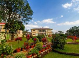 Casa Majestic Resort & Spa , Panchgani，位于潘奇加尼的酒店