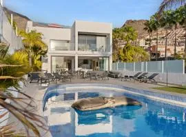 KARAT Villa Esmeralda