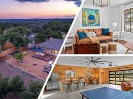 6 BR Hot Tub King Beds Game Room Tiled Showers