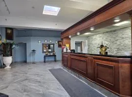 Town Inn