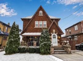 Close to Niagara Fall Dream Home，位于尼亚加拉瀑布的自助式住宿