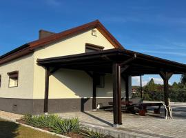 Holiday Home in Stepnica by Szczecin Lagoon，位于Stepnica的酒店
