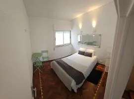 CARCAROOMS Guest House