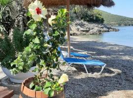 Marathias beach Miss Asimenia，位于米利纳的酒店