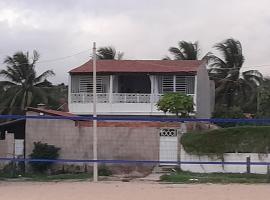 Csapenaareiaal quarto sem banheiro com vista pro mar，位于科鲁里皮的酒店