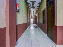 OYO Flagship Star Hotel，位于Bulandshahr的酒店